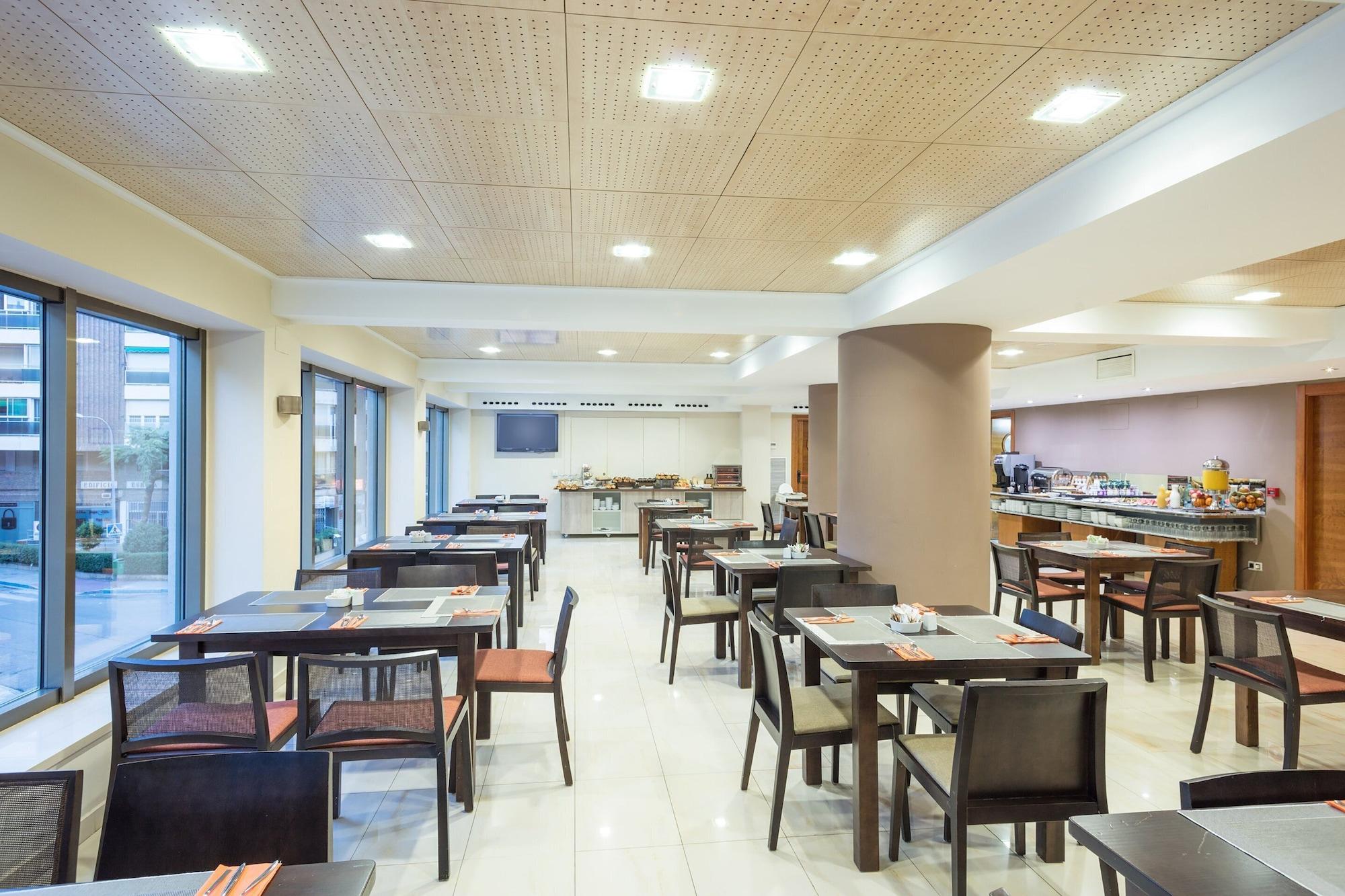 Bar/Salón Hotel Sercotel Los Llanos