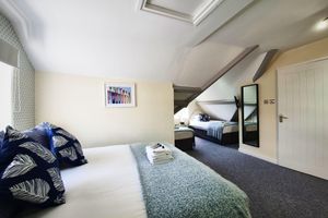 Alojamiento - The Hedley Townhouse