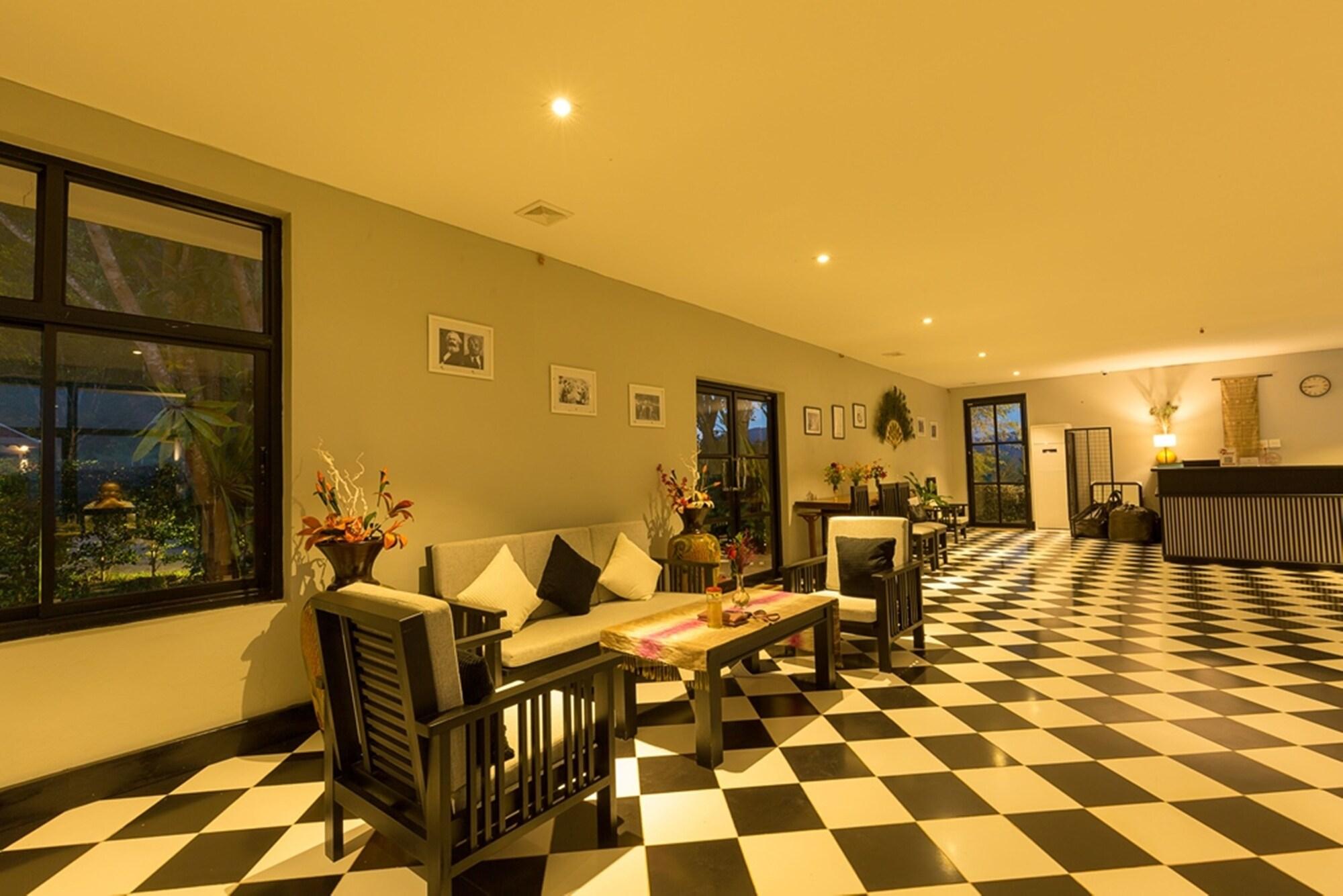 Vista Lobby Pou Villa