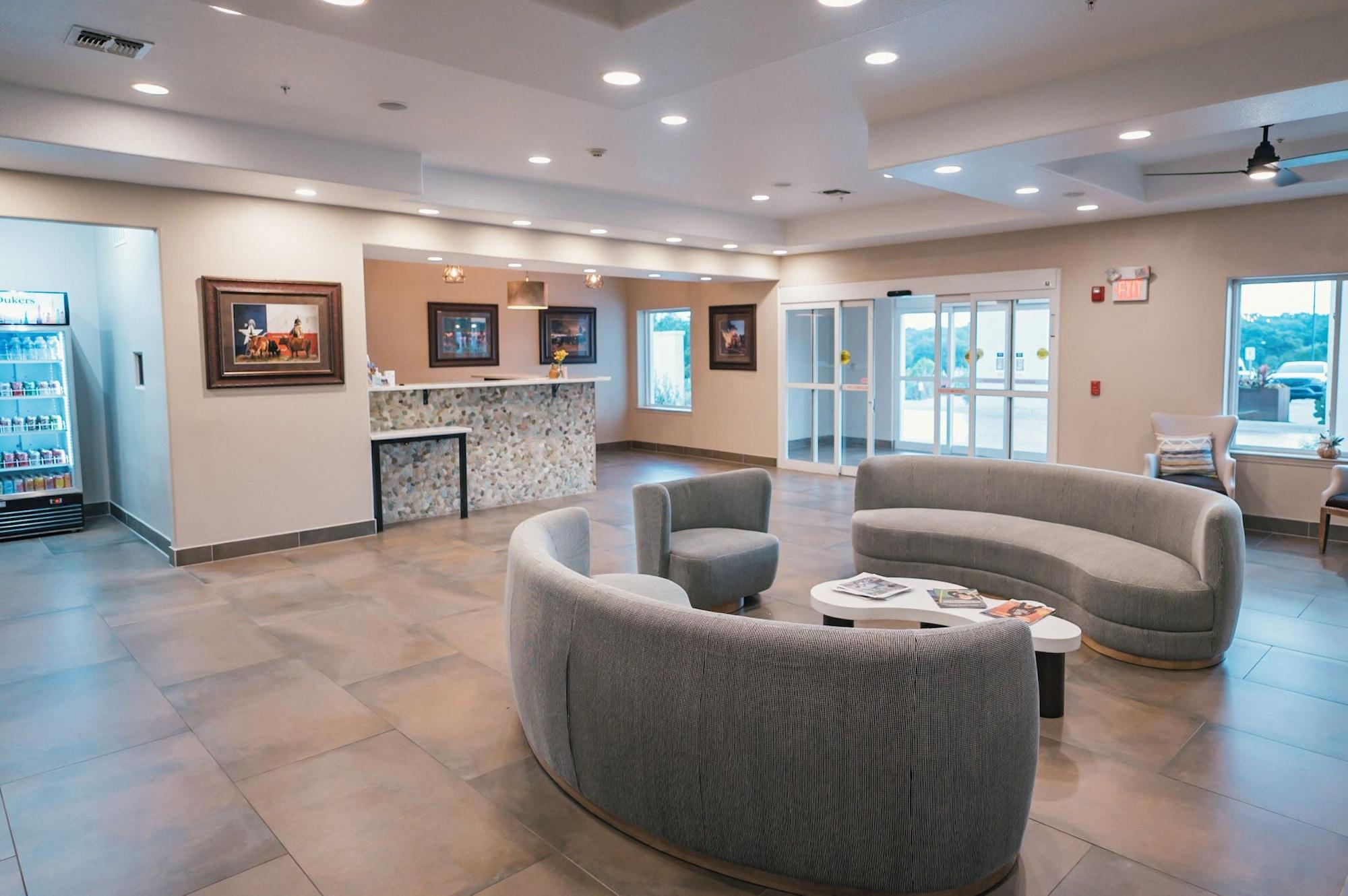 Vista Lobby Blanco River Hotel