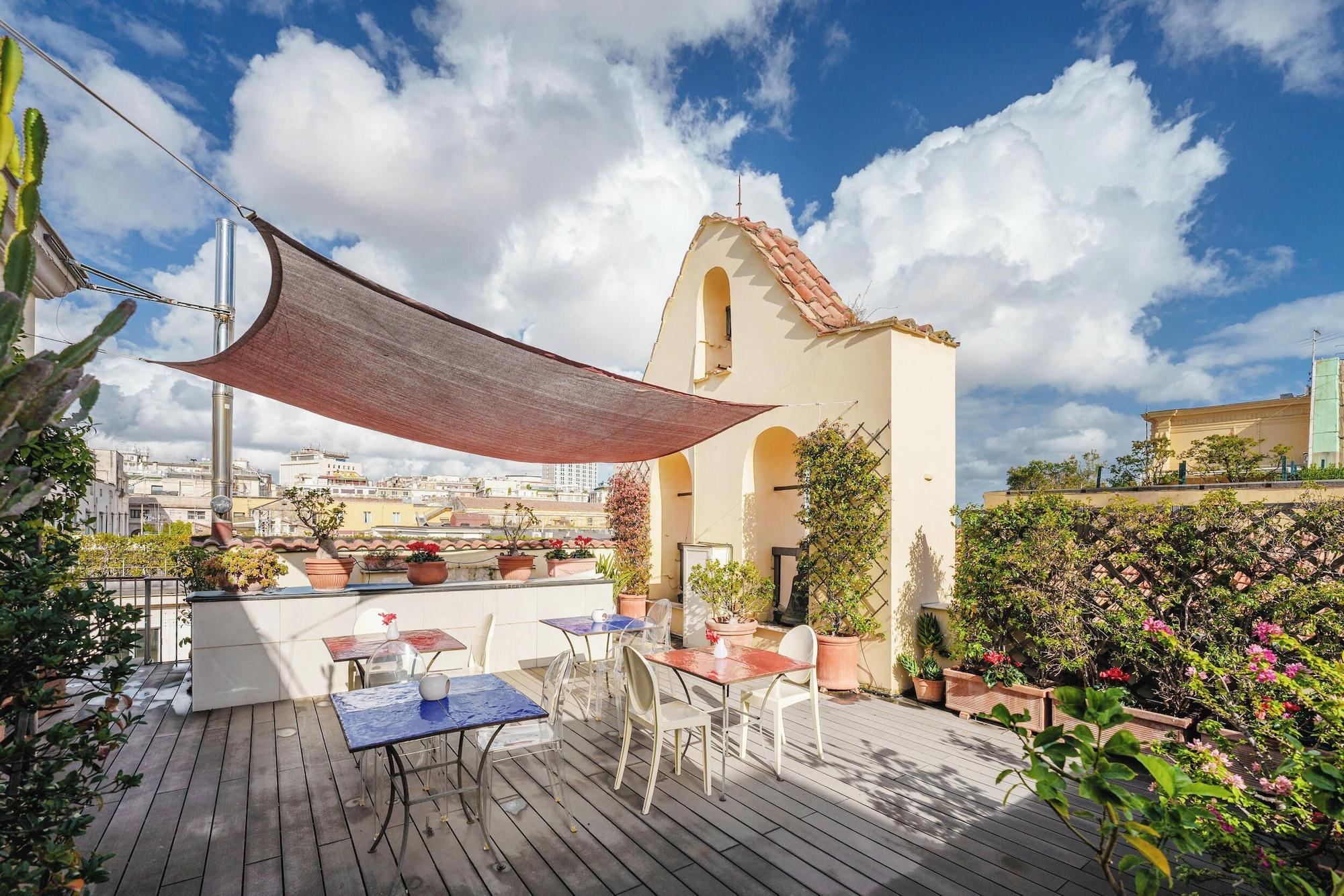 Vista Exterior B&B Attico Partenopeo