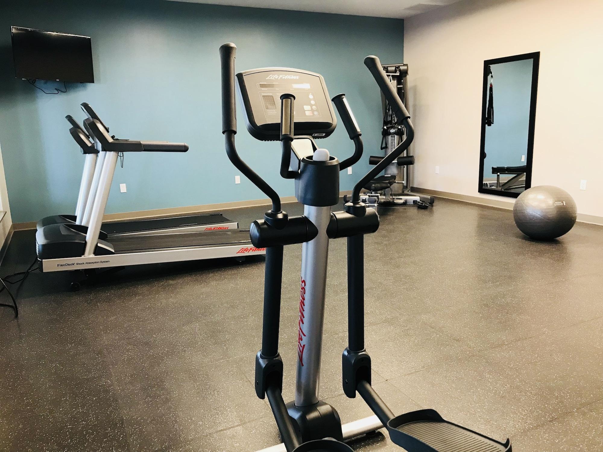 Gimnasio Country Inn & Suites by Radisson, Page, AZ