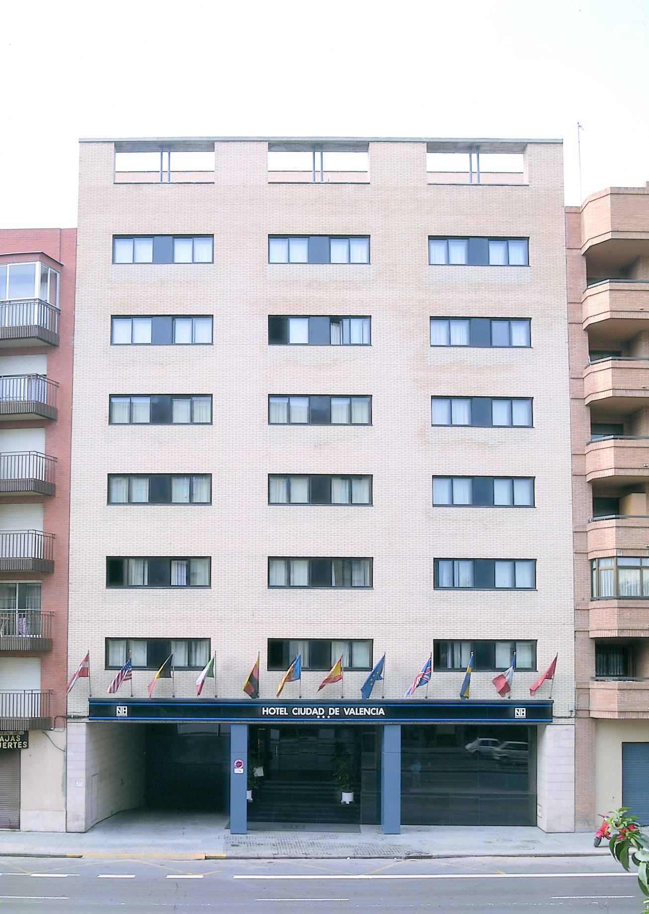 Vista Exterior NH Ciudad de Valencia Hotel