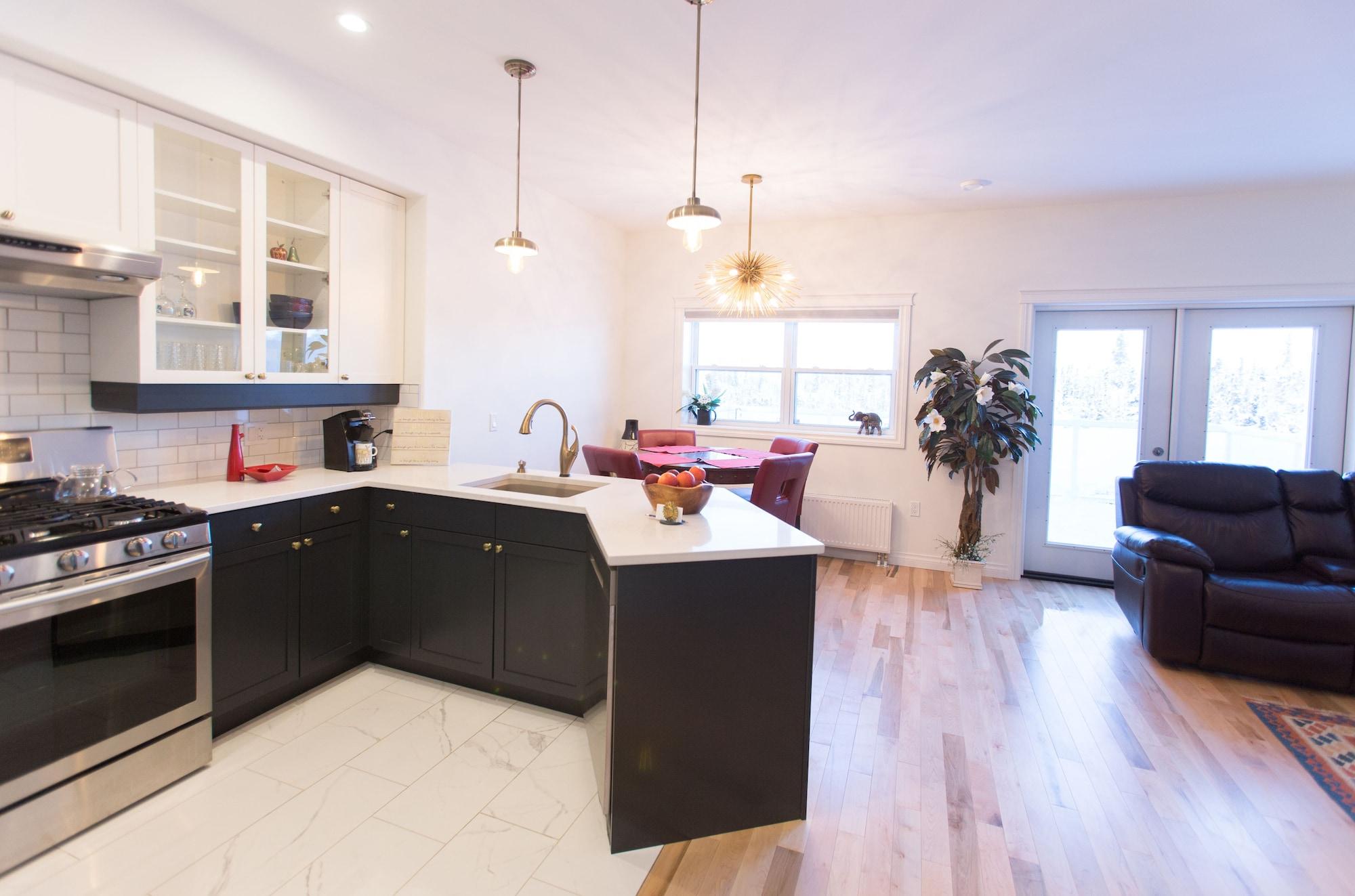 Restaurant Aurora Deluxe Vacation Guest House