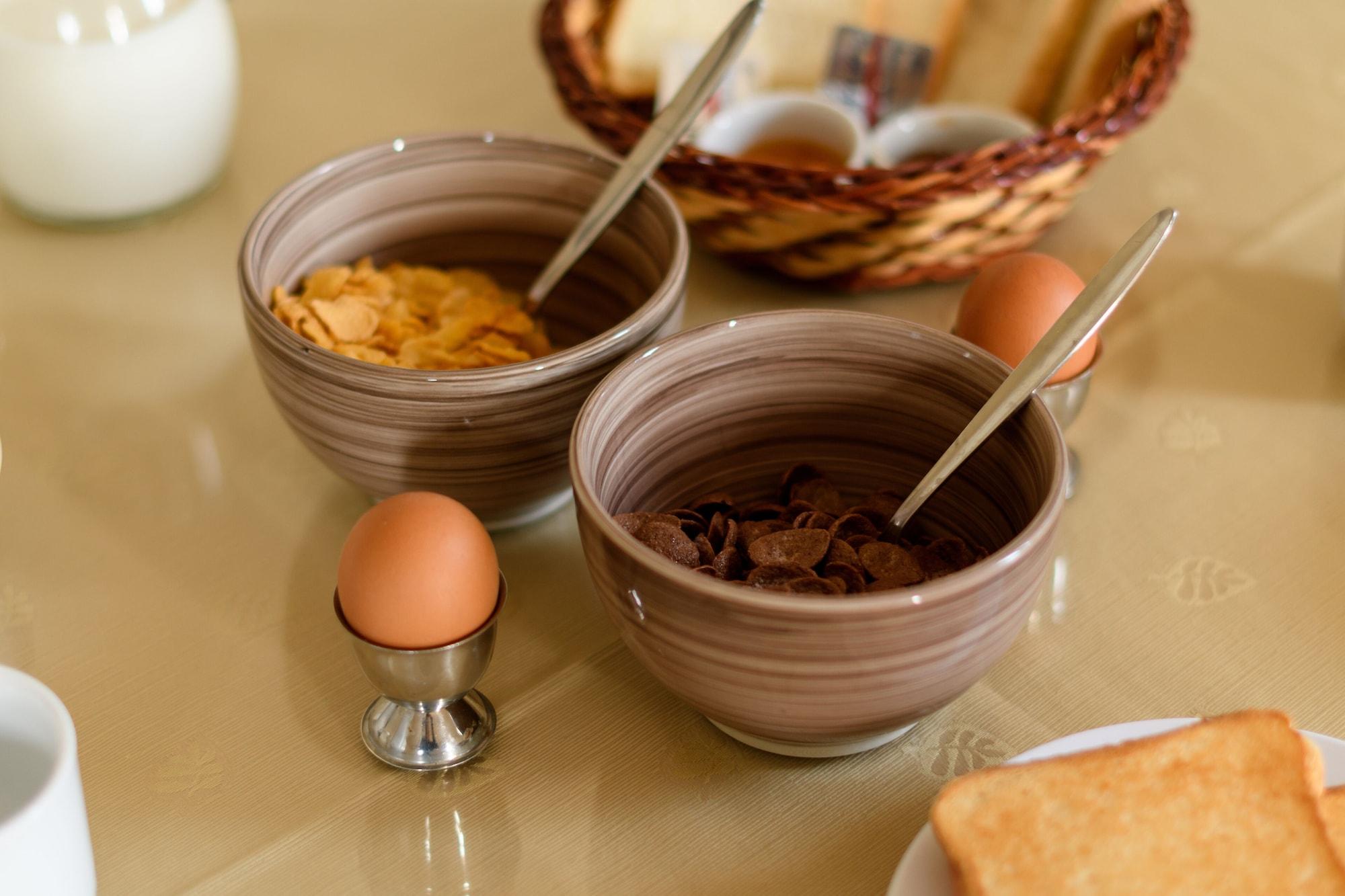 Restaurant Moonlight Apartments & Suites