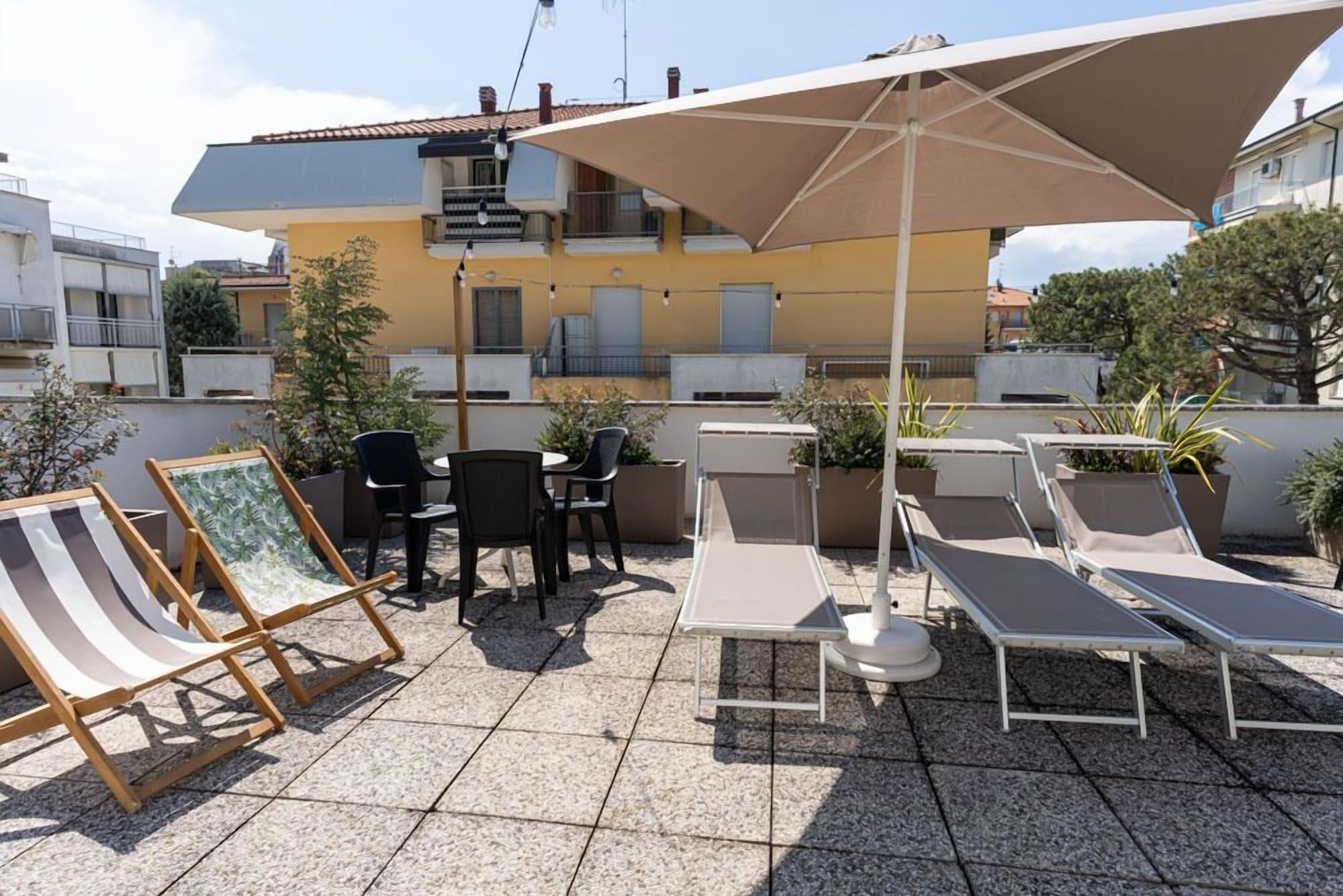 Vista Exterior Hotel Eugenio