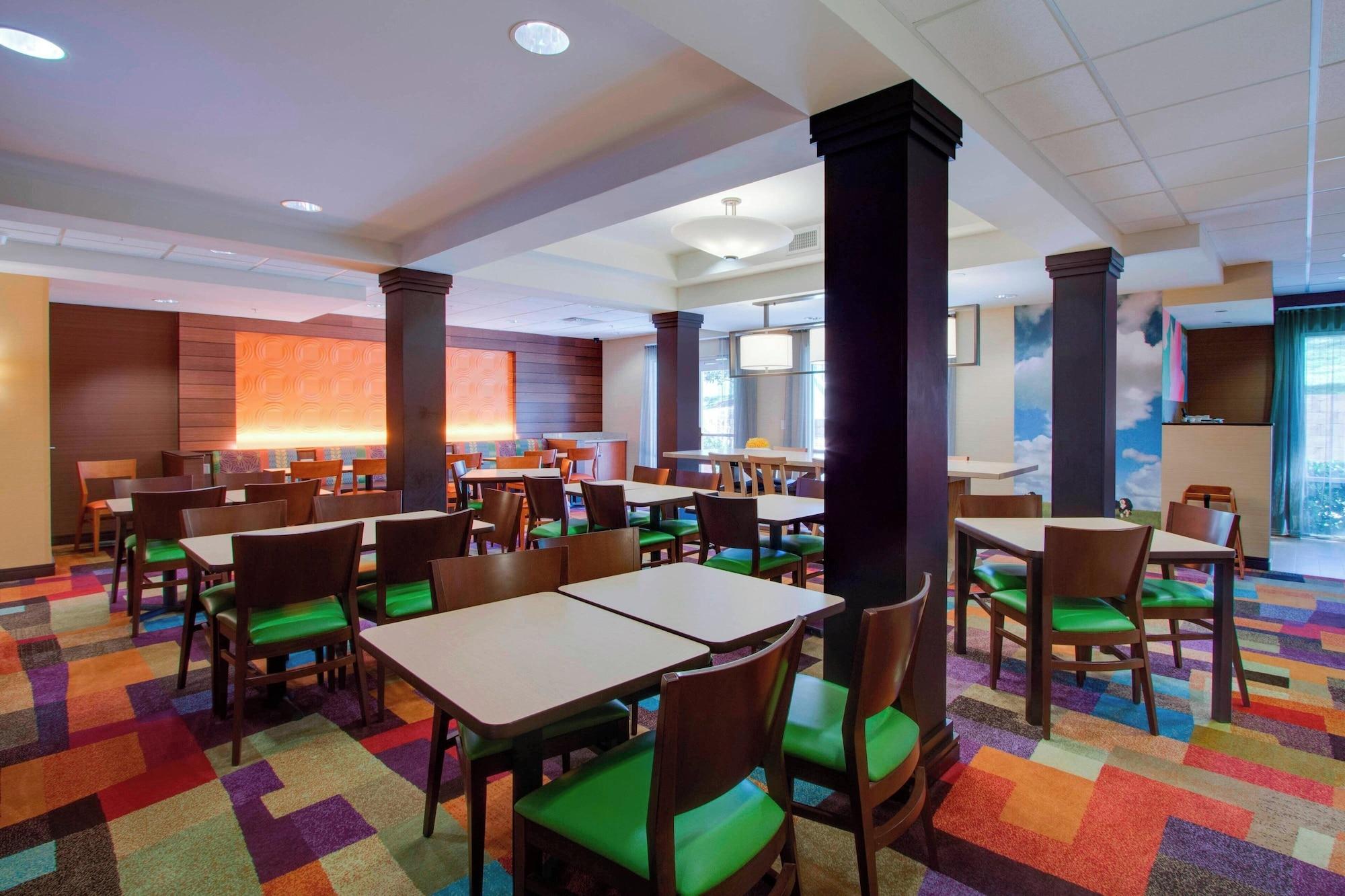 Restaurant Fairfield Inn & Suites by Marriott Clermont