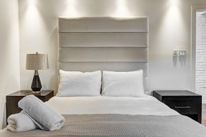 Renta temporal - Saint Sulpice Lofts by Bakan - Old Montreal