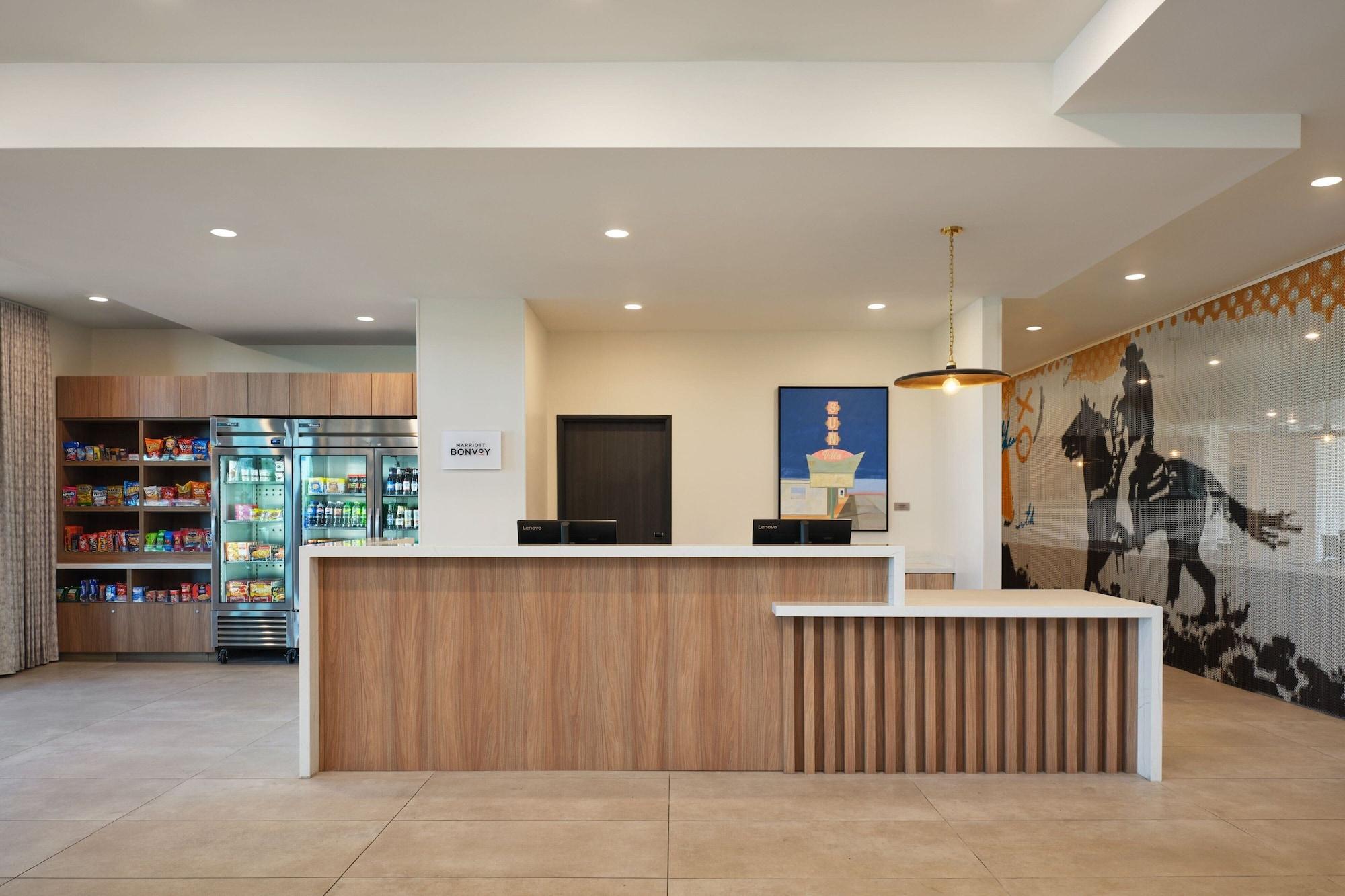 Vista Lobby Towneplace Suites By Marriott Tempe