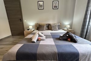 Alquiler Vacacional - Schön, Modern und Ruhige Lage. Nah am Zentrum Perfekt für 4. Parking, Netflix