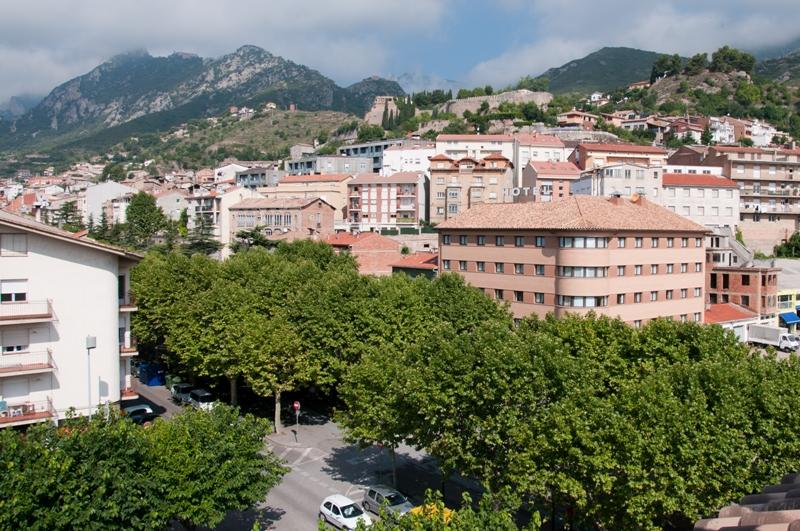 Vista Exterior Hotel HCC Ciutat De Berga