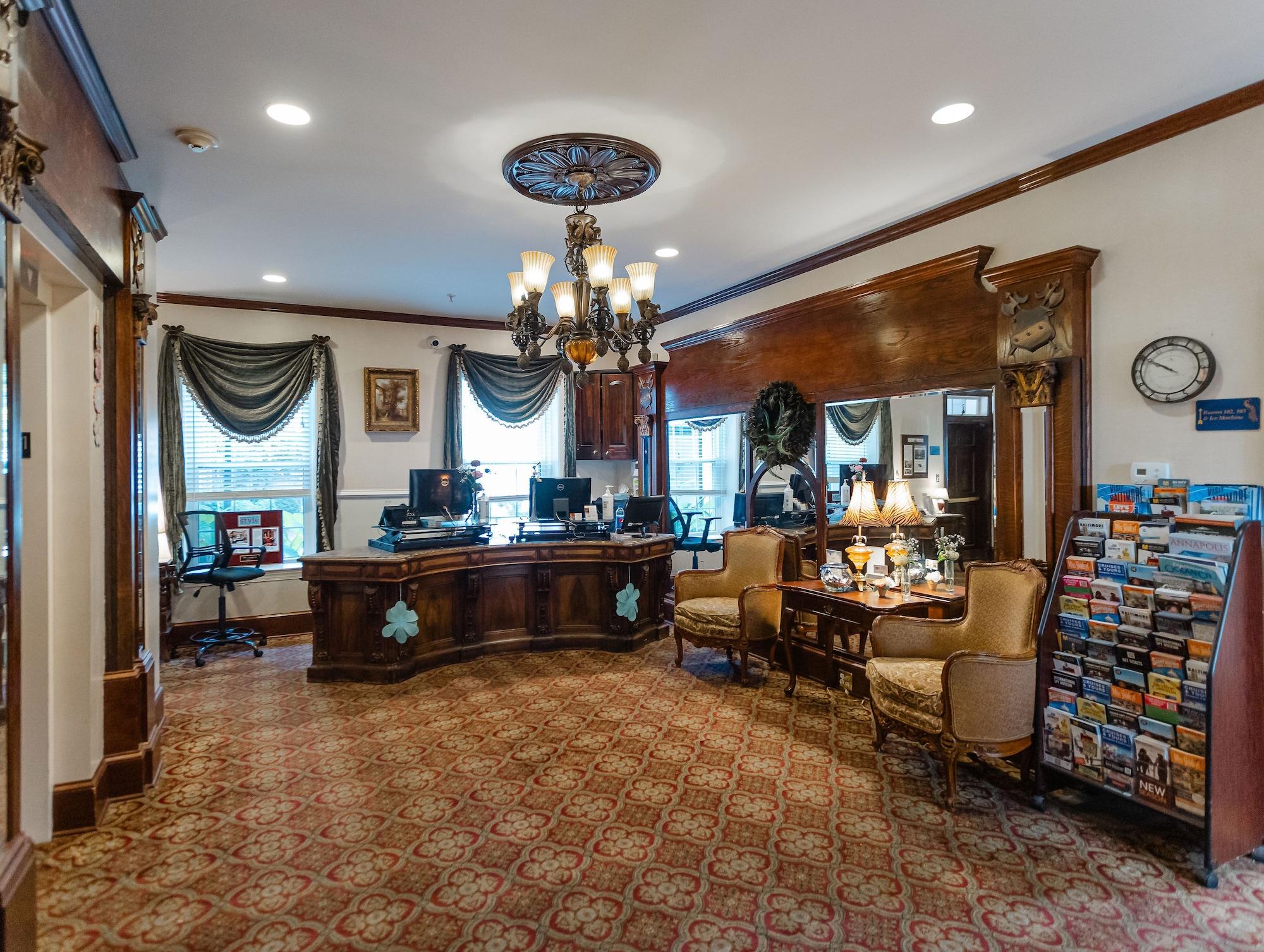 Vista Lobby 1840s Carrollton Inn