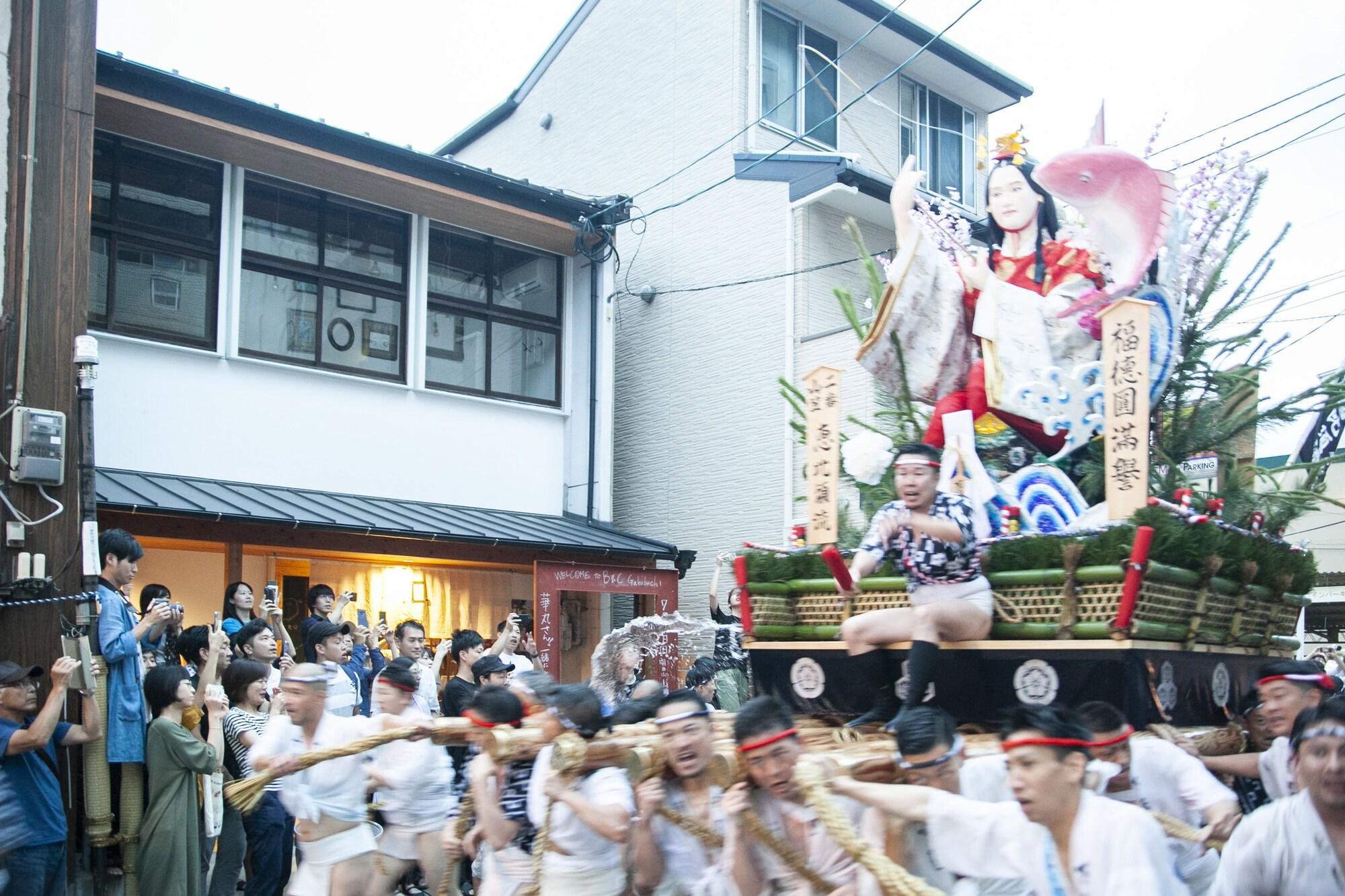 Vista Exterior Fukuoka Guesthouse HIVE - Hostel