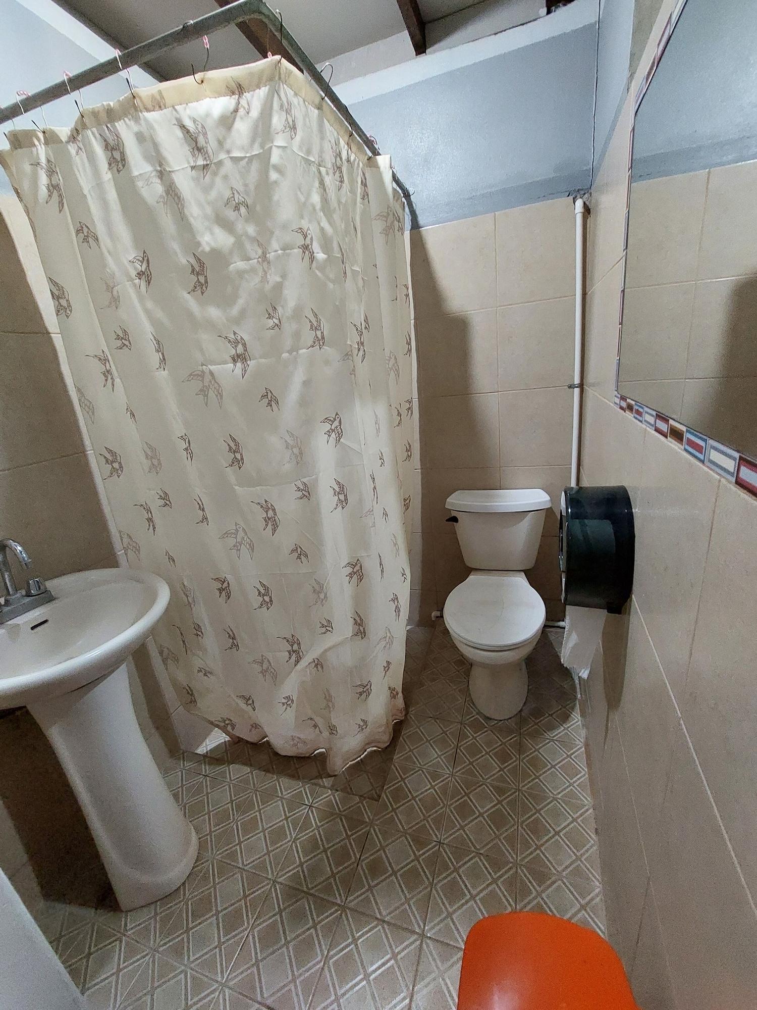 Equipamiento de Habitación Hostal Ruinas de San Sebastian - Hostel