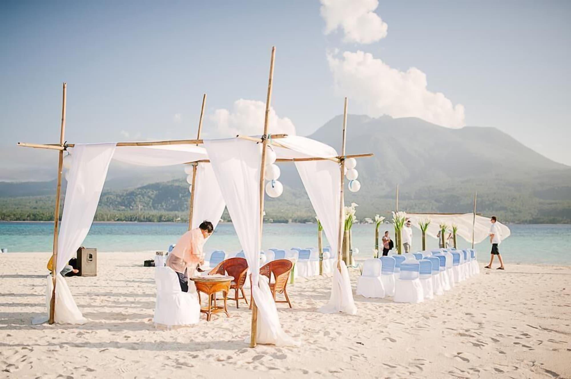 Playa Paras Beach Resort