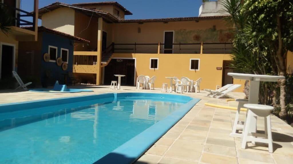 Vista Piscina Pousada dos Girassóis