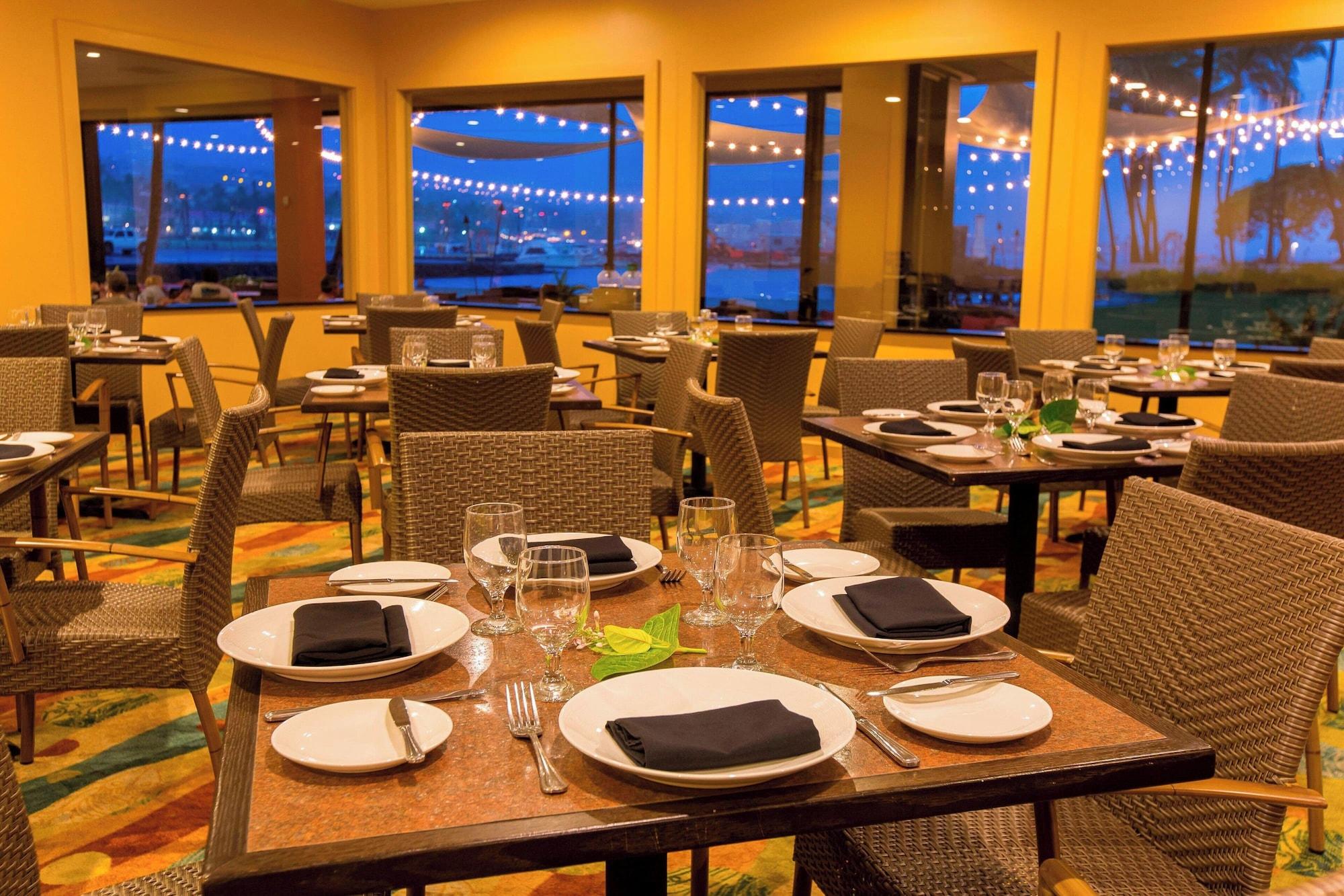 Playa Courtyard by Marriott King Kamehameha's Kona Beach Hotel