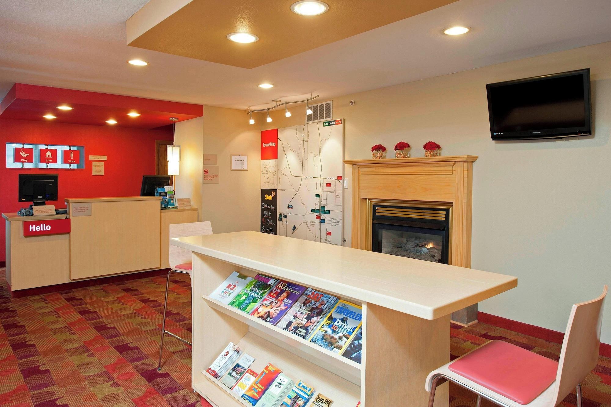 Vista Lobby Towneplace Suites By Marriott Bloomington