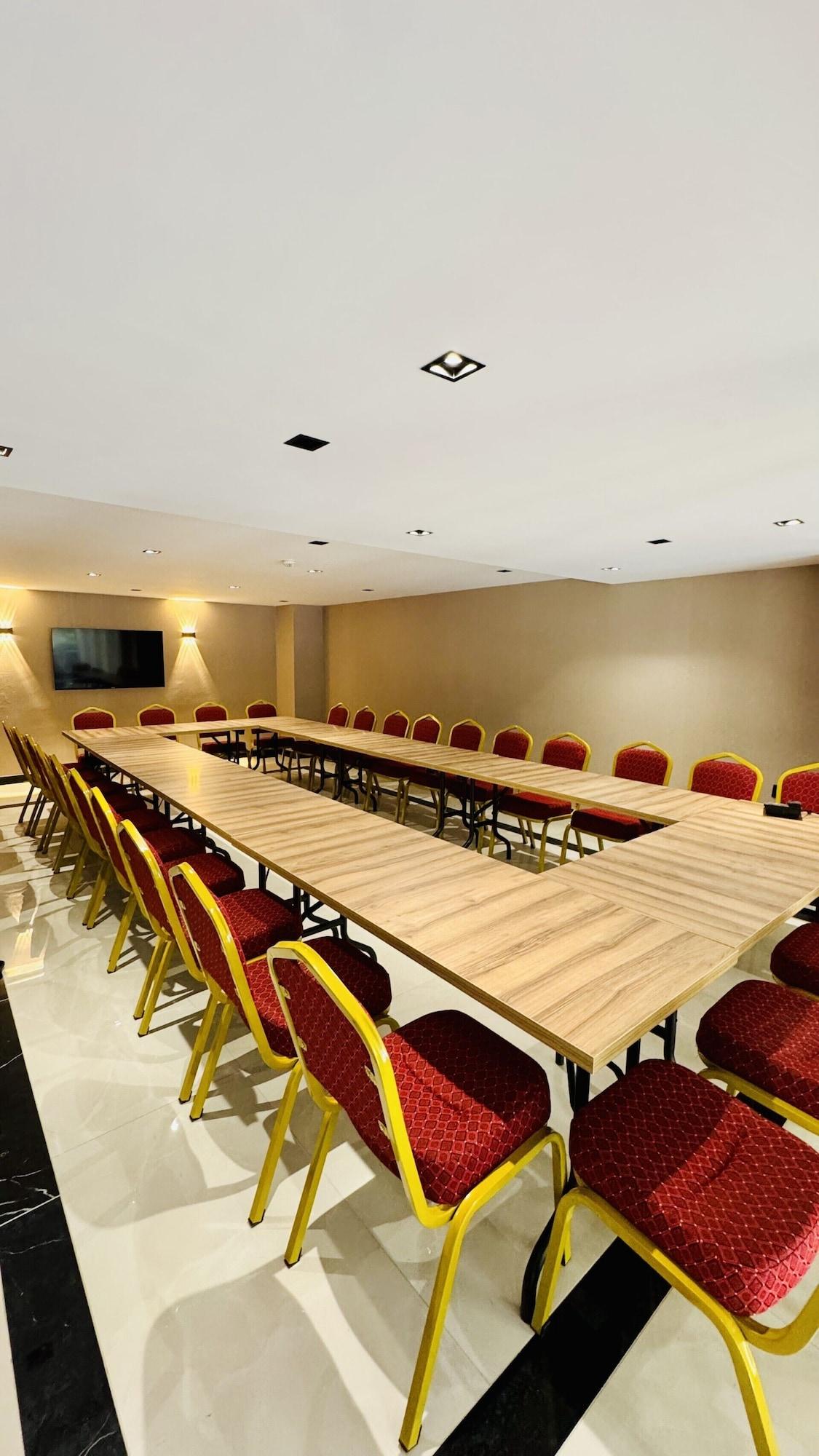 Sala de Reuniones KARACA HOTEL VAN