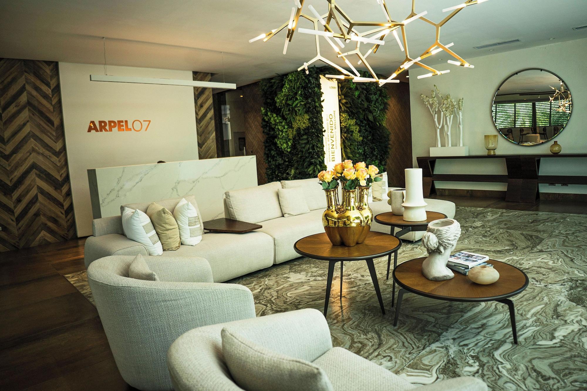 Varios Arpel 07 - Piantini - Santo Domingo