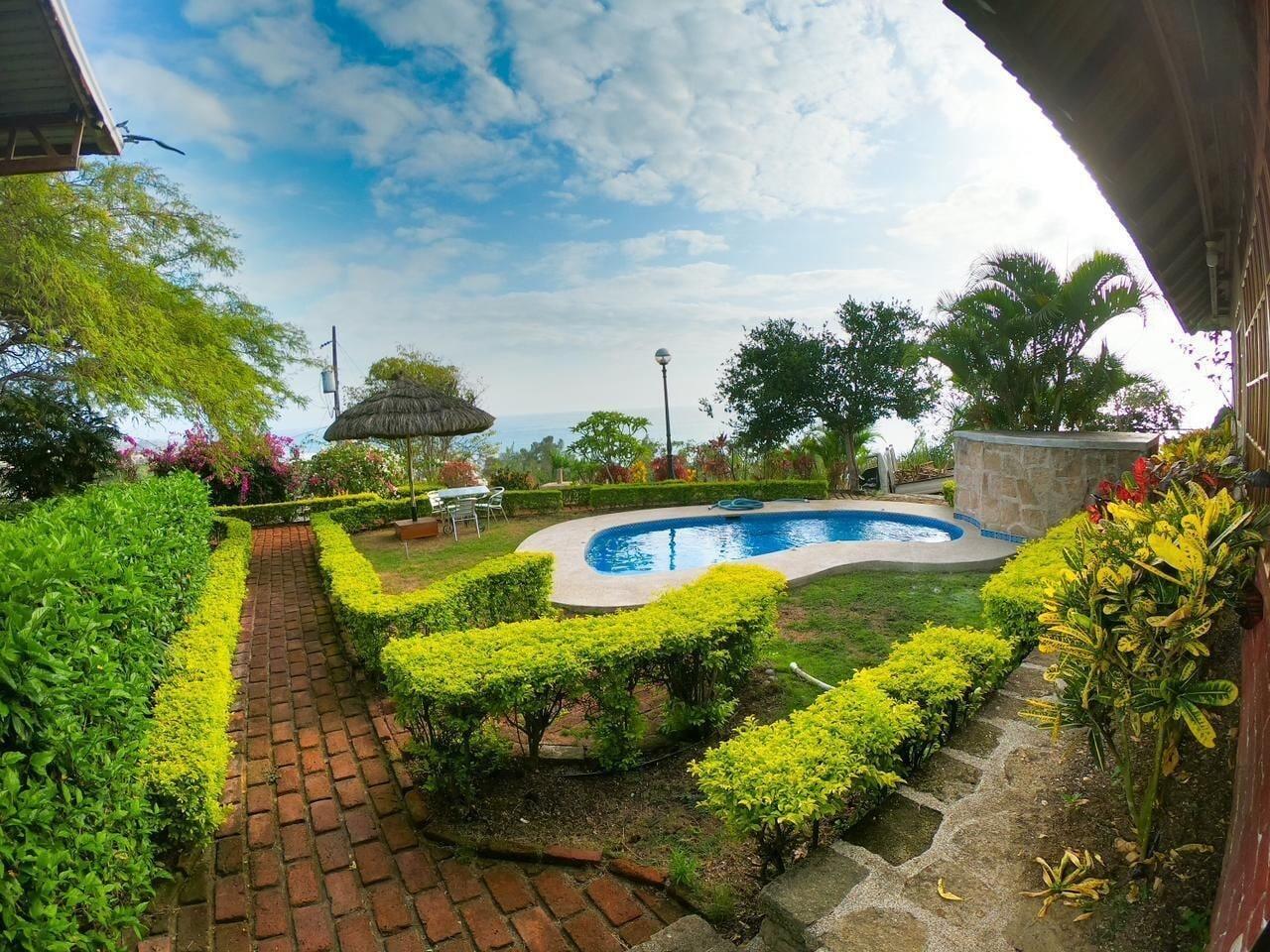 Vista Exterior Armonía Lodge