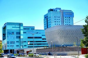 Alojamiento - The Corporate Hotel Convention Centre