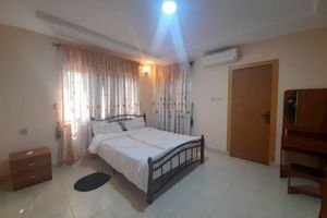 Alquiler Vacacional - Prince and princess home away from home apartment