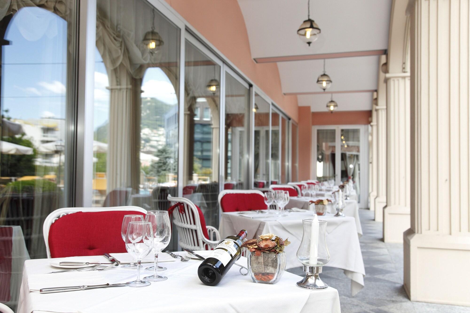 Bar/Salón Hotel De La Paix