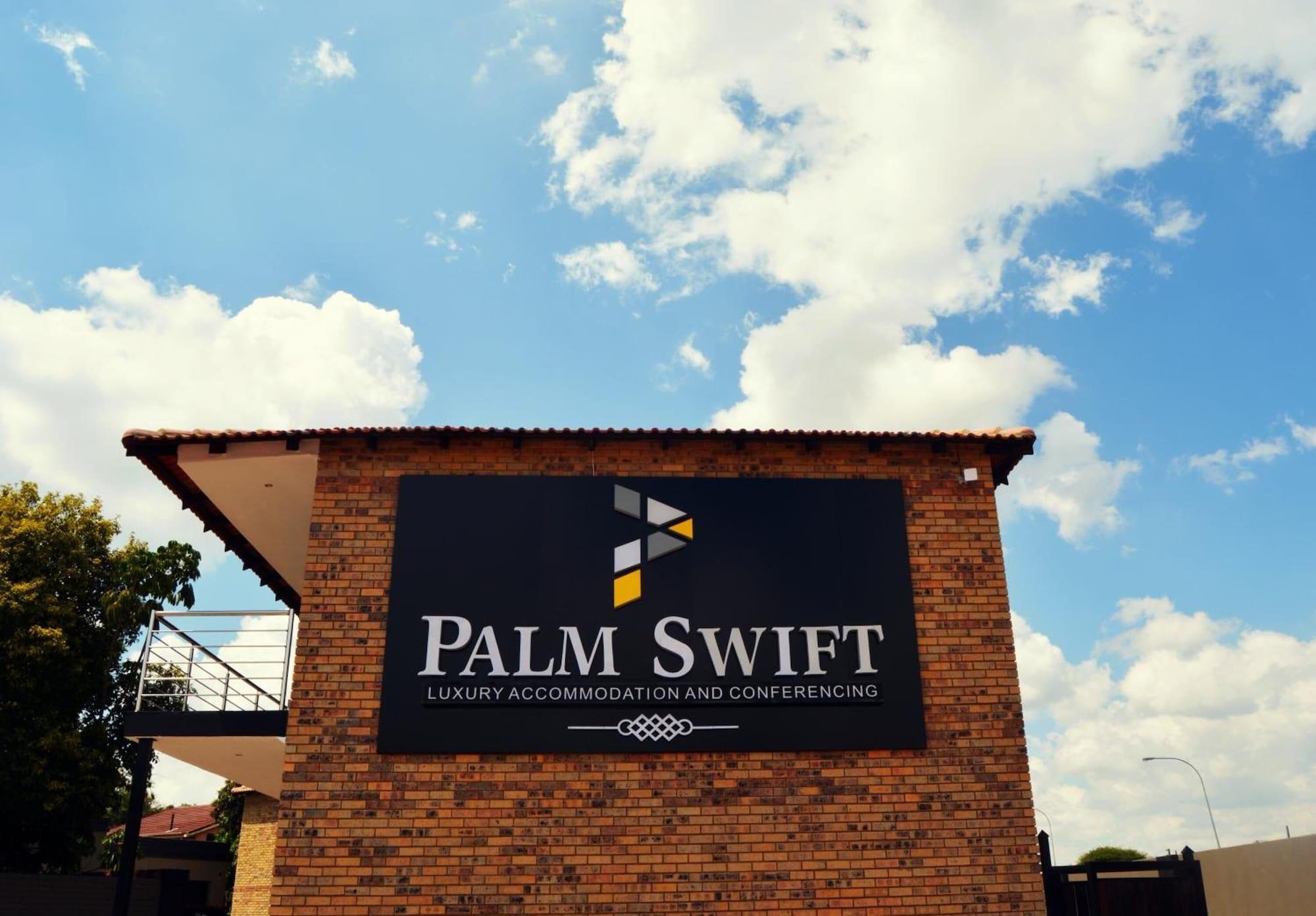 Vista Exterior Palm Swift Luxury Accommodation
