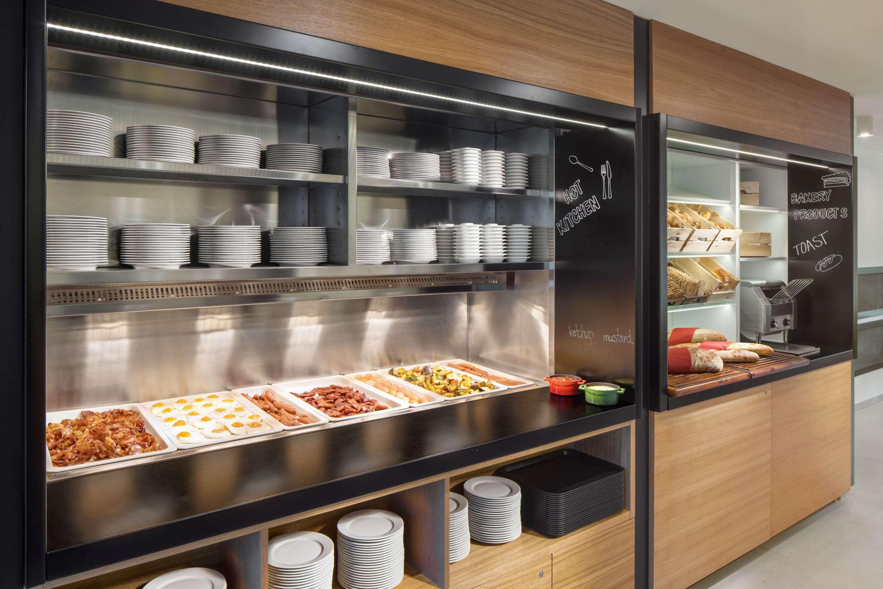 Restaurant Comfort Hotel Prague City East