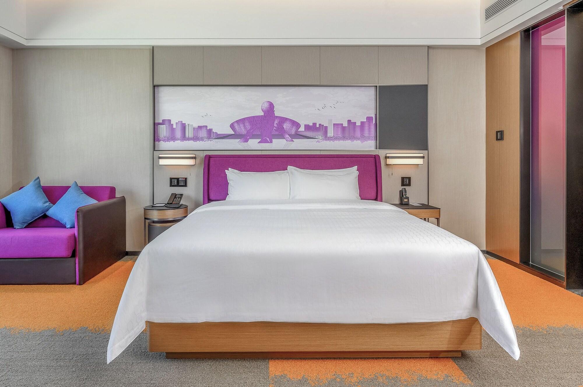 Varios Hampton by Hilton Dongguan Cntrl Square