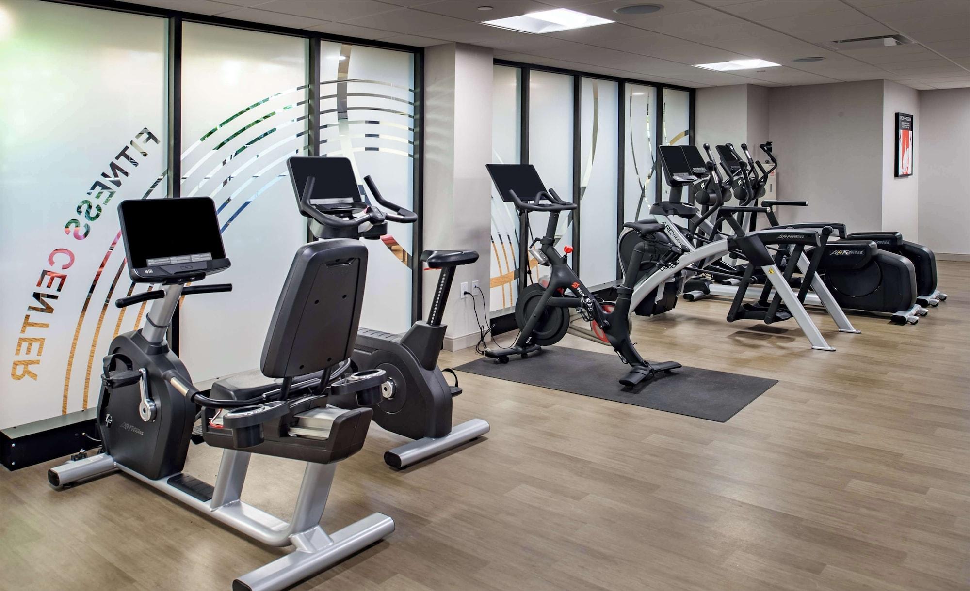 Gimnasio Hilton St. Louis at the Ballpark