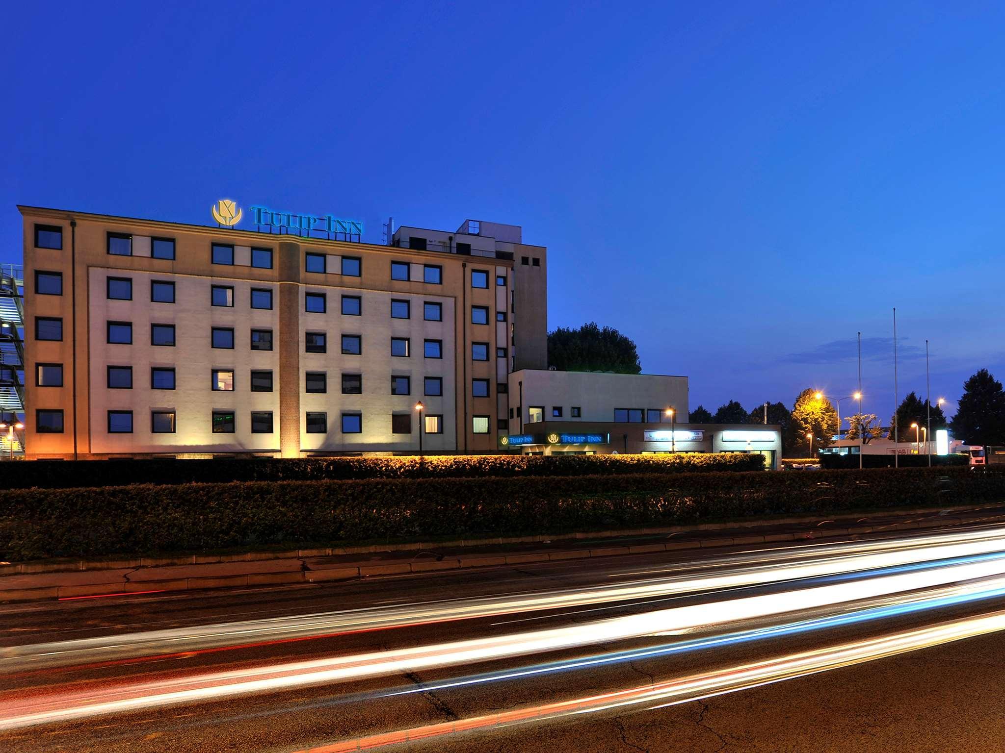 Vista Exterior Tulip Inn Padova