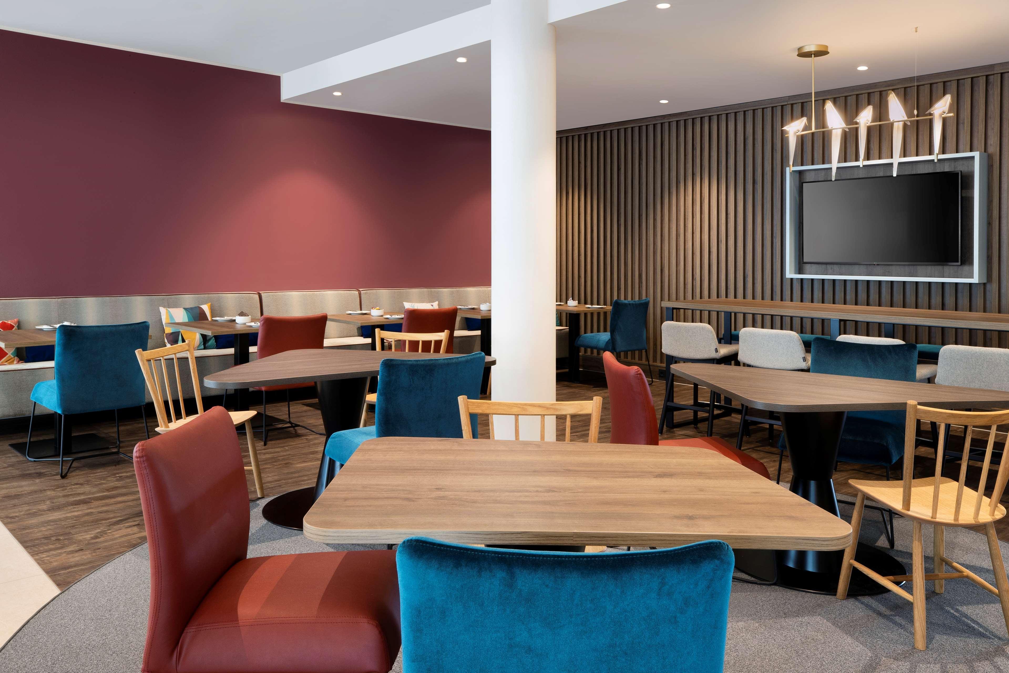 Vista Lobby Hotel Hampton by Hilton Kaiserslautern