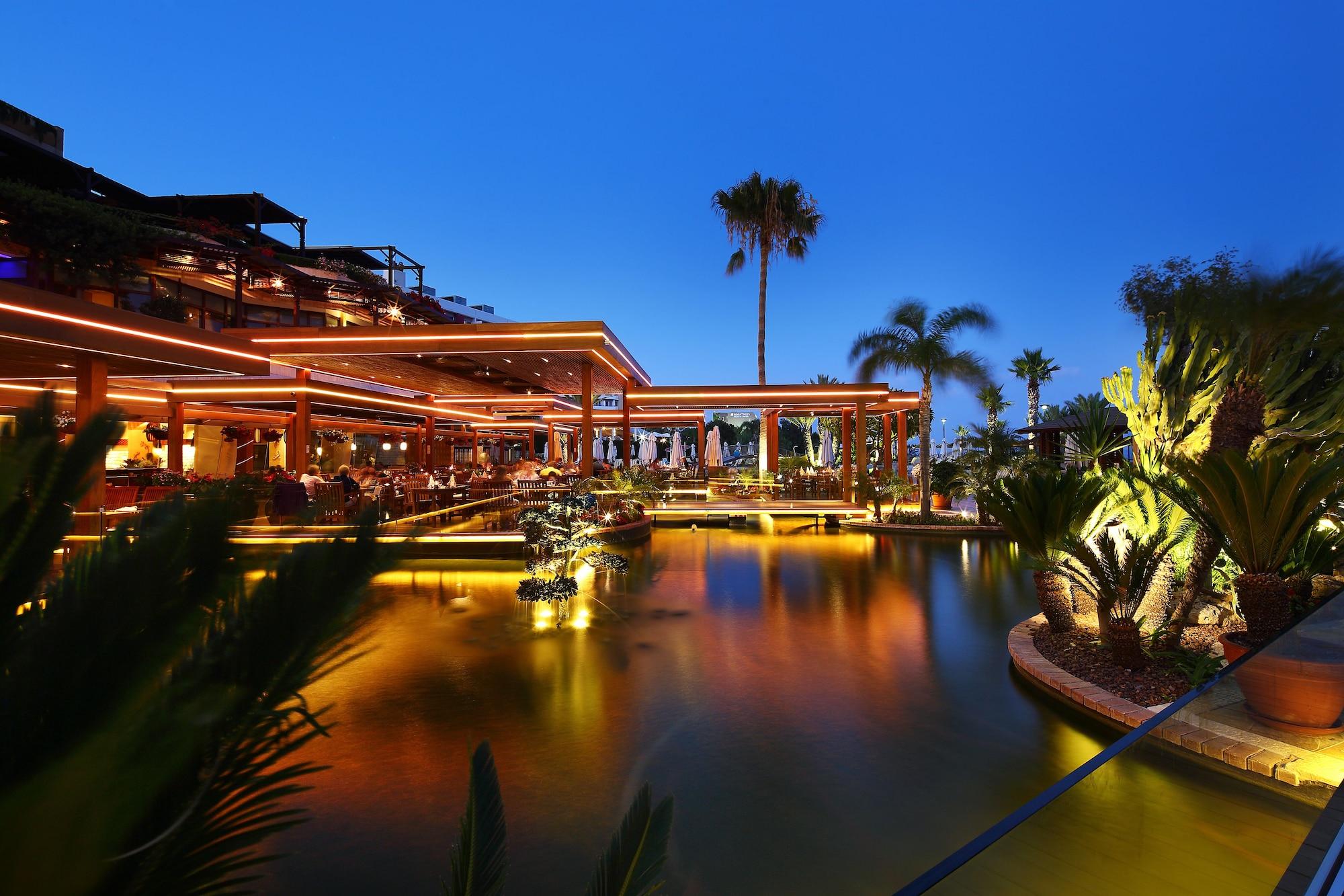 Vista Exterior Four Seasons Hotel