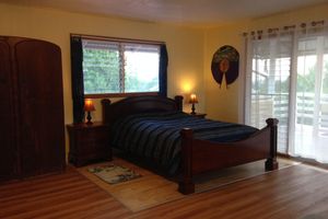 Renta temporal - Nice and Spacious Studio Apartment On The Large Golf Course In Hilo