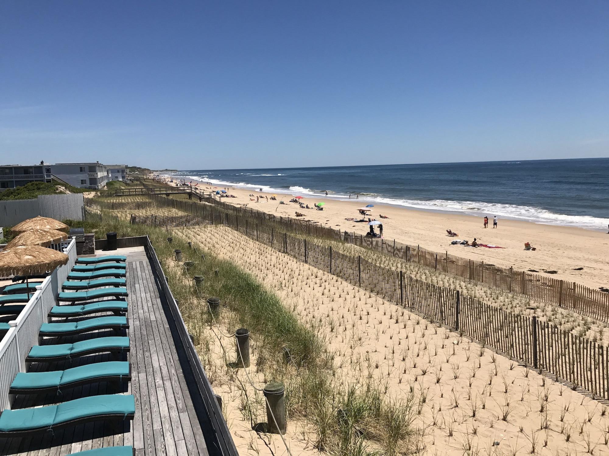 Vista Exterior Ocean Surf Resort