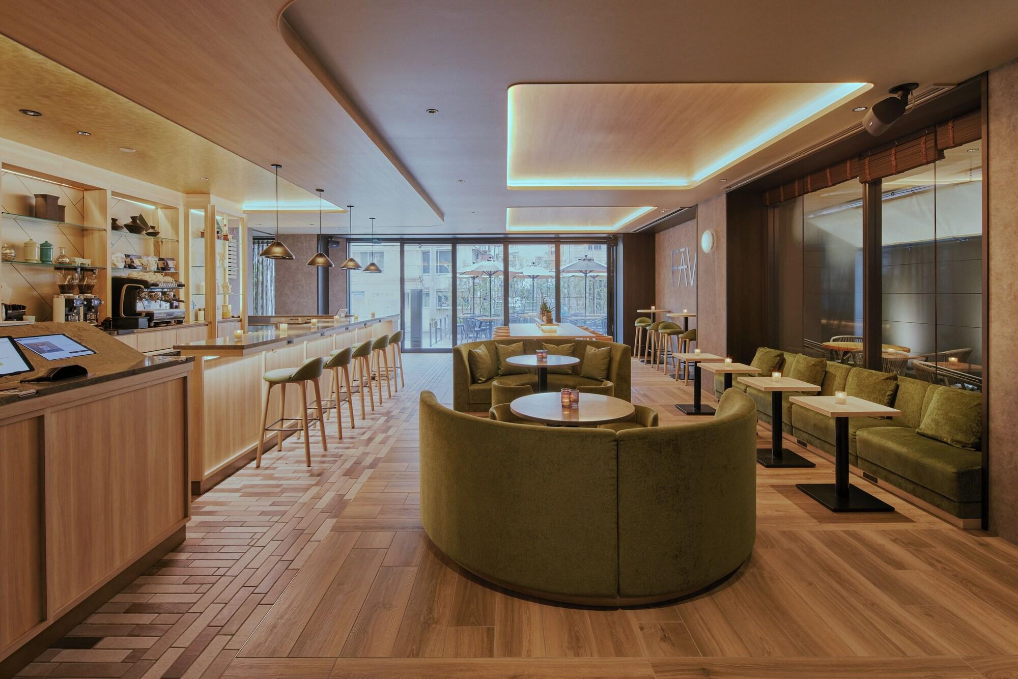 Vista Lobby FAV LUX NAGASAKI