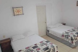 Alquiler Vacacional - Near Sixflags and Convention Center -Private Room -2 beds -Terrace
