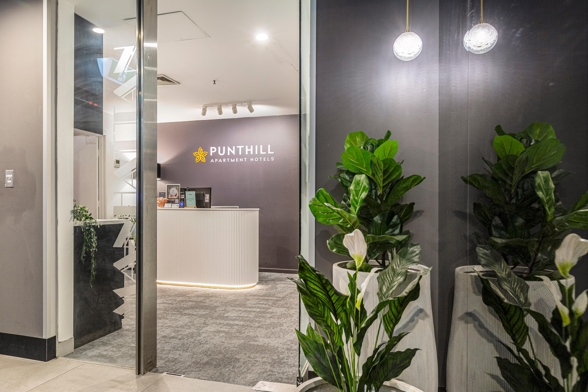 Vista Lobby Punthill Manhattan