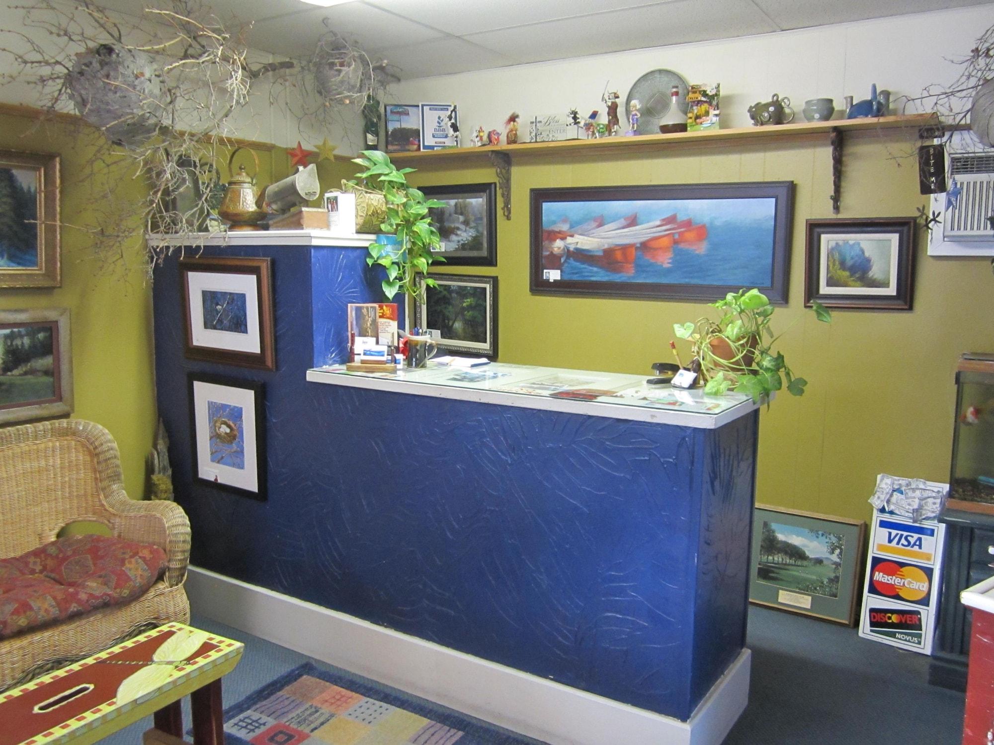 Vista Lobby Big Horn Motel