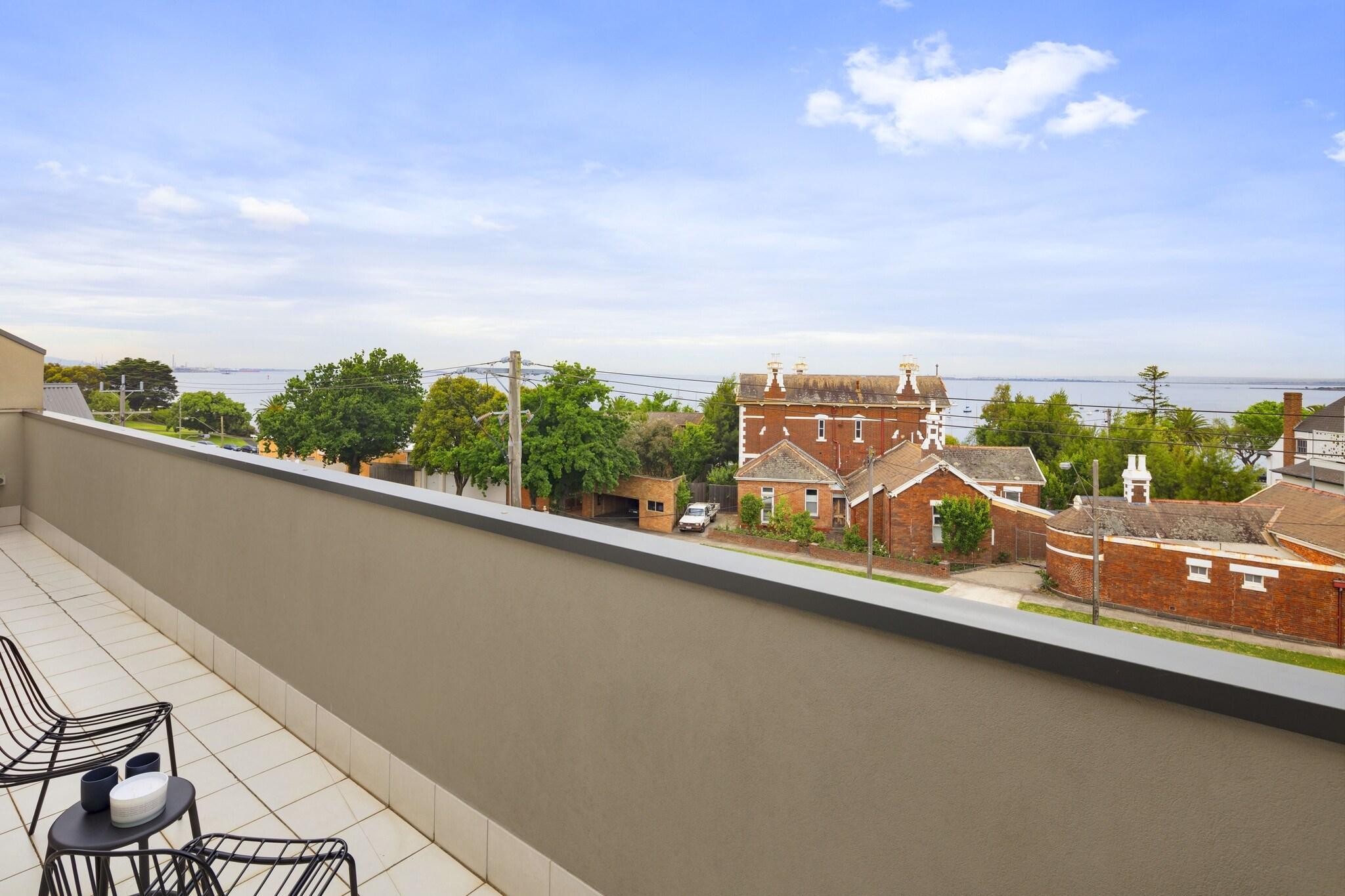 Vista Exterior Quest Geelong