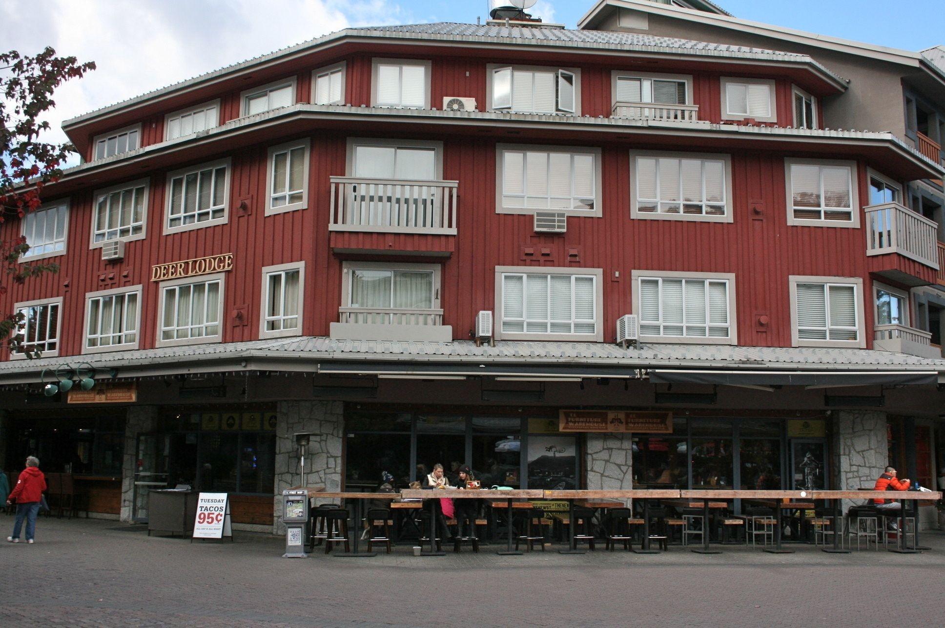 Vista Exterior Whistler Blackcomb VR at Town Plaza