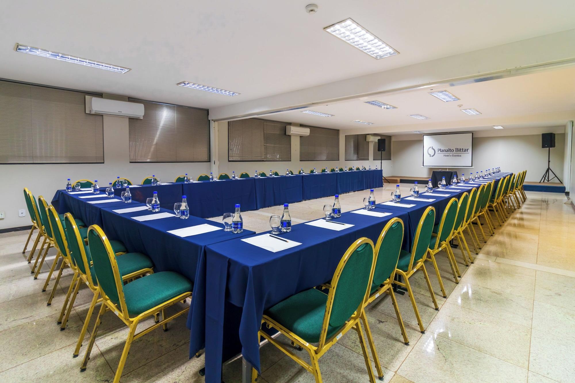 Sala de Reuniones Planalto Bittar Hotel e Eventos