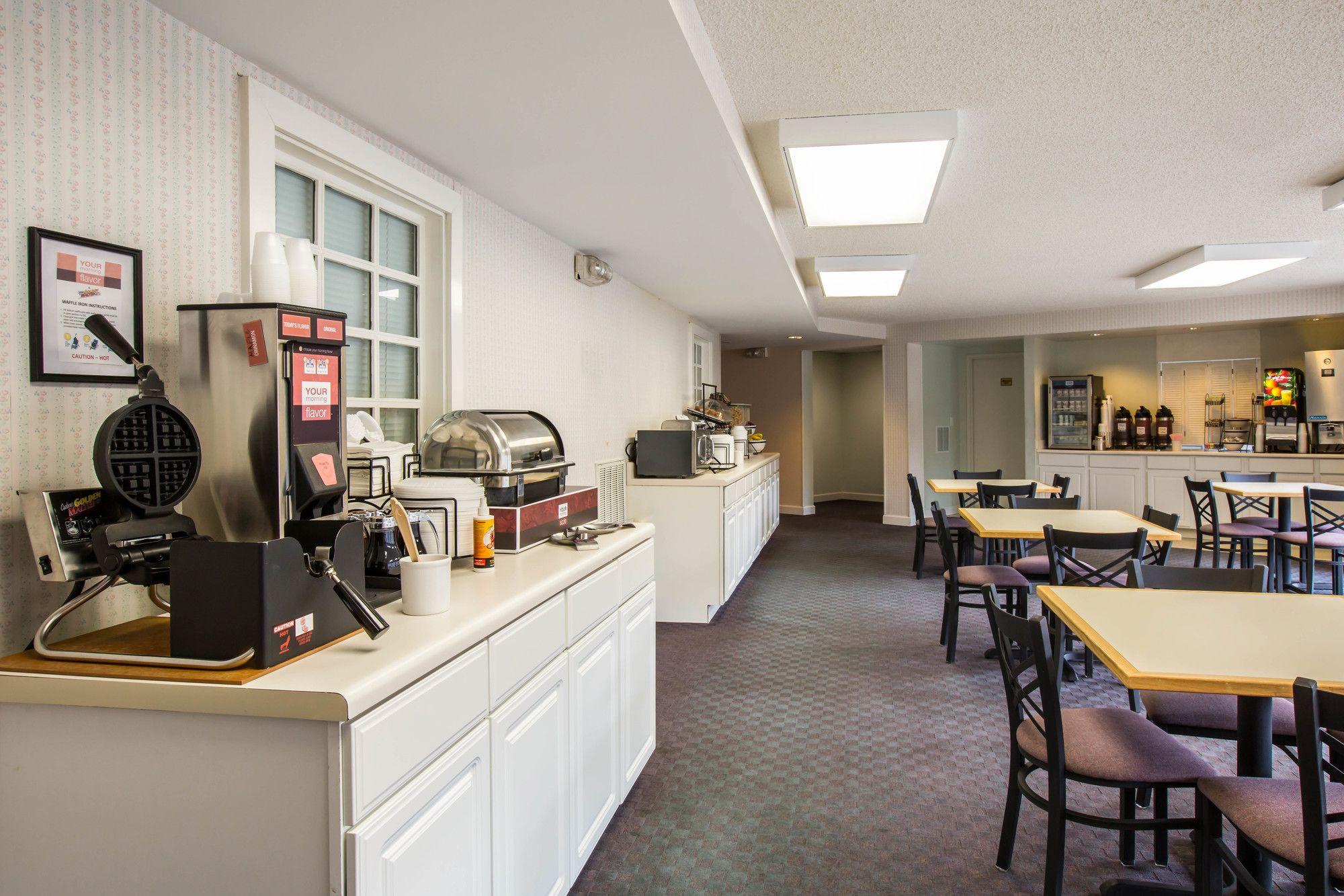 Restaurant Life House, Lower Highlands