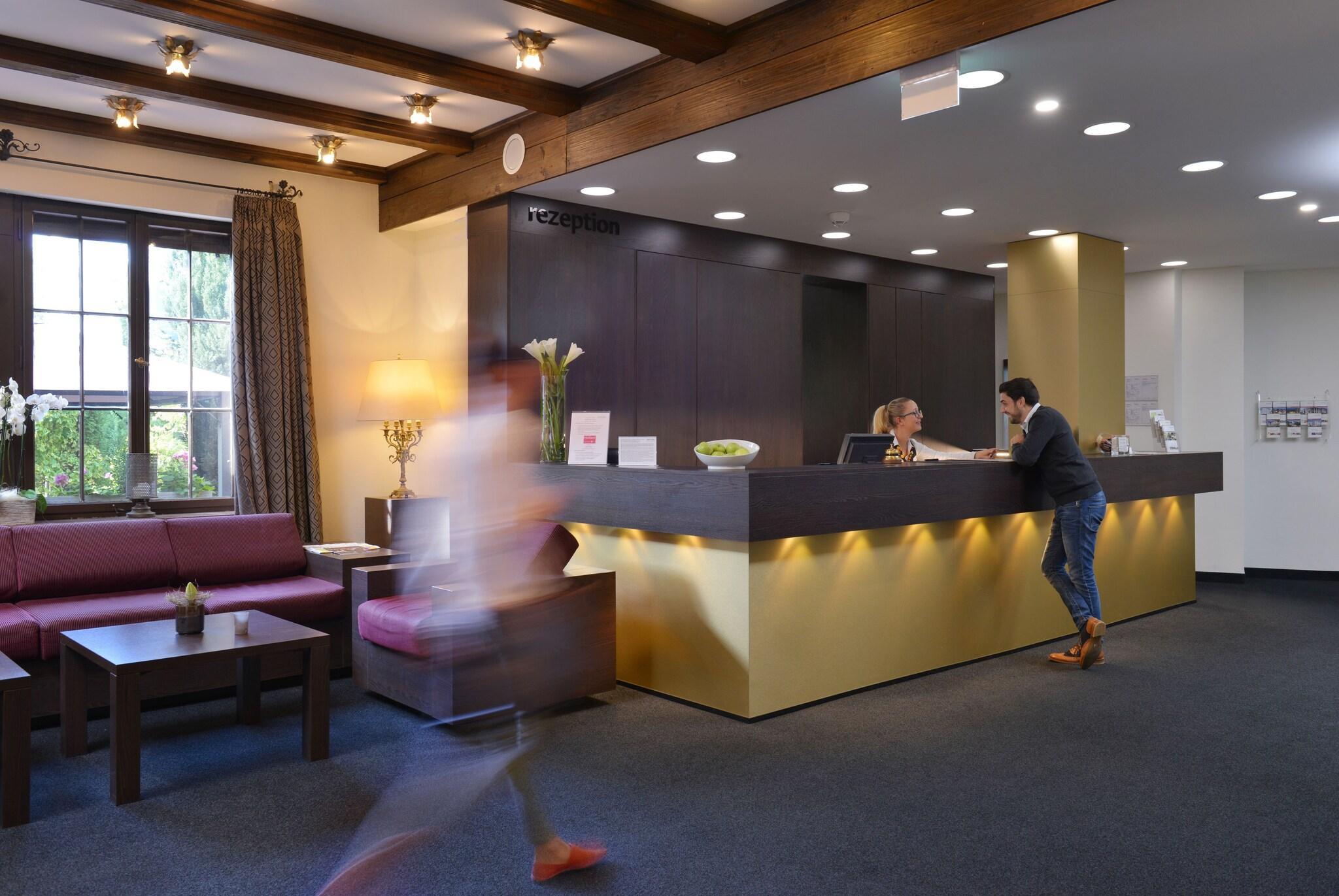 Vista Lobby relexa Waldhotel Schatten