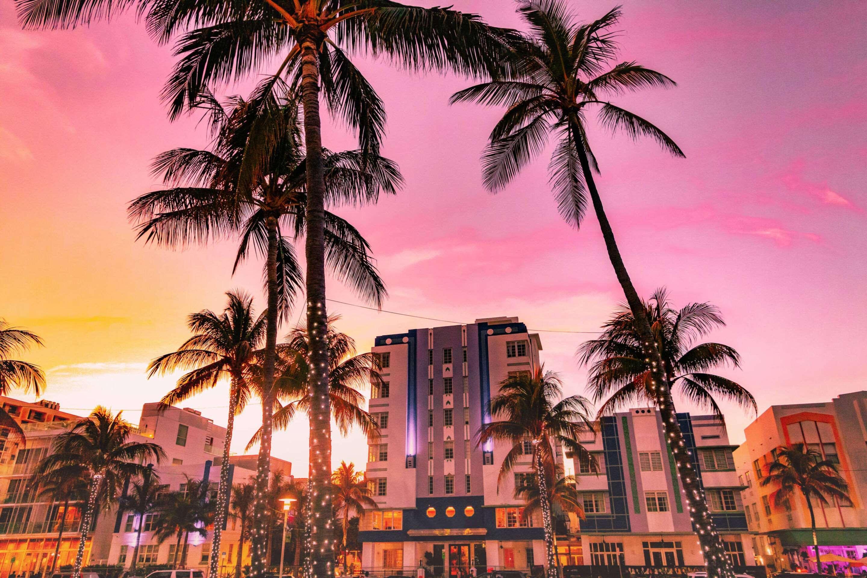 Vista Exterior enVision Hotel Miami International Airport