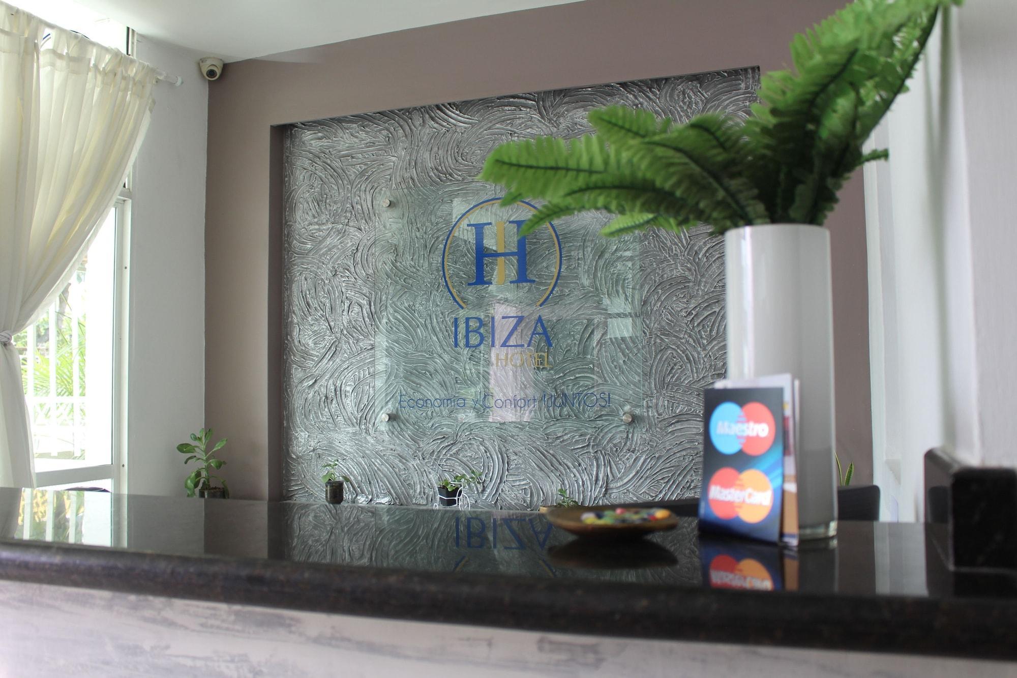 Vista Exterior Hotel Ibiza Cartagena