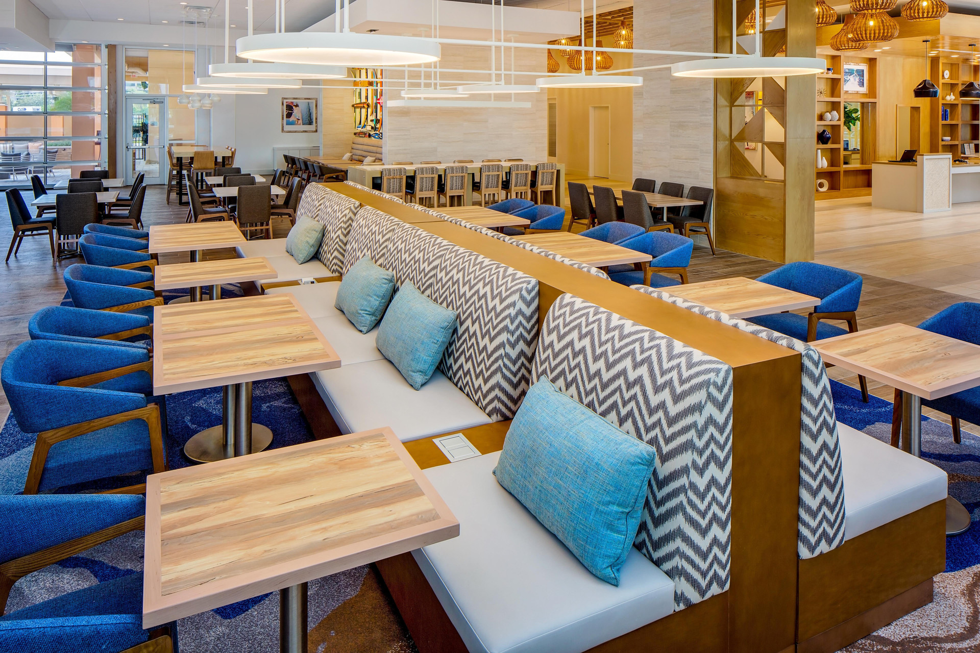 Restaurant Hyatt House across from Universal Orlando Resort