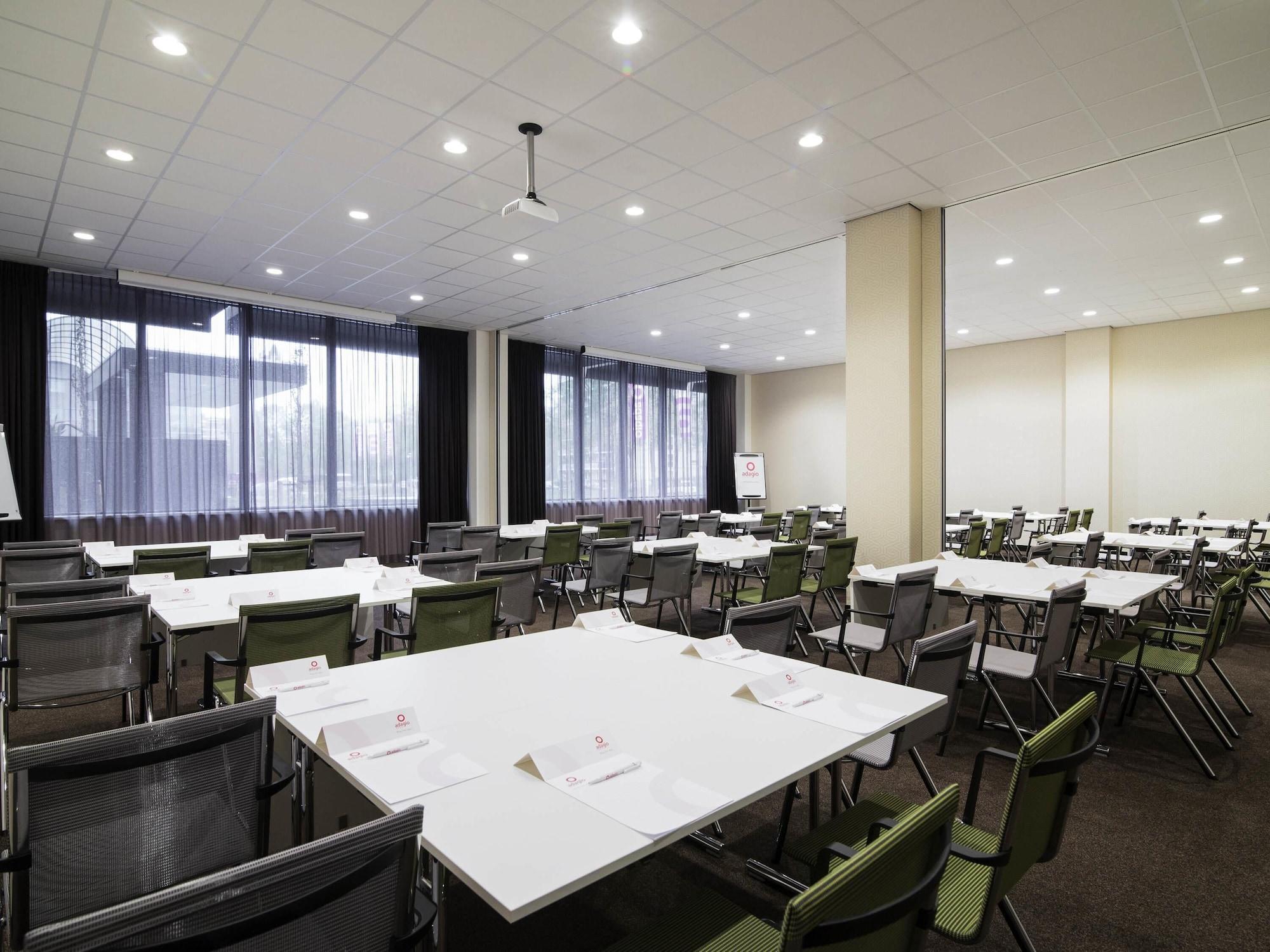 Sala de Reuniones Adagio Amsterdam City South